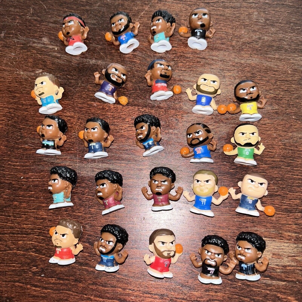 Lot of 24 NBA‎ TeenyMates PVC 1" Figures Basketball Players D3